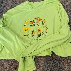 Charlotte Russe Green Long Sleeves Crop Top
